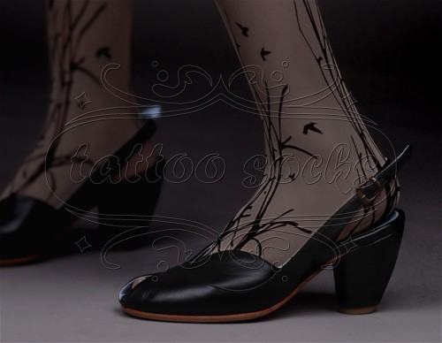 forest symphony tattoo stockings // $24