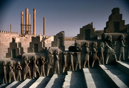 unrar:Persepolis 1976, Iran, Bruno Barbey.