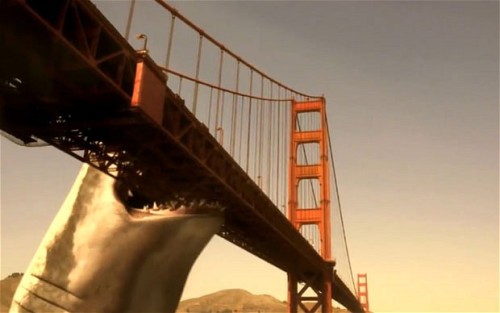 mrtattybojangles: kristoffbjorgman: mekagojira3k: Monsters Hate The Golden Gate Bridge It must be th