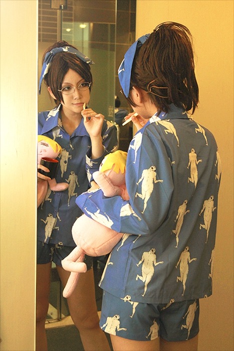 buchous:  fuckyeahshingekicosplays:  Hanji  ARE THOSE FUCKIN’ TITAN PAJAMAS ARE