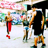 avrillavigine:  Avril Lavigne + Boys 