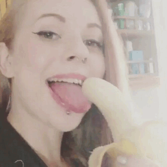 👅 🍌