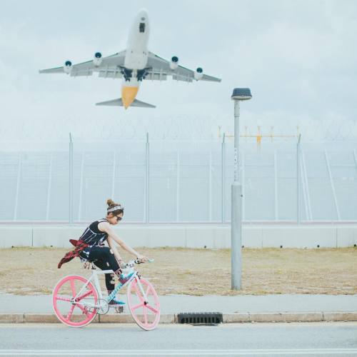 kaleytomato: ✈️✈️Jumbo Jet Stand Photo by @y.c.tang  ＊＊＊ ＊＊ ＊ #fixie #fixedgear #hongkongfixedgear #
