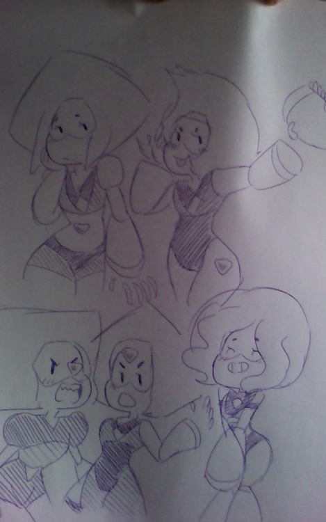 Your 2 peridots, + squari, the OG peridot & my perisona Circidot (gem on tummy)! A full, happy peripackage!! I hope u like this :3(fullygloriouschaos)your art style is so adorable i might explode