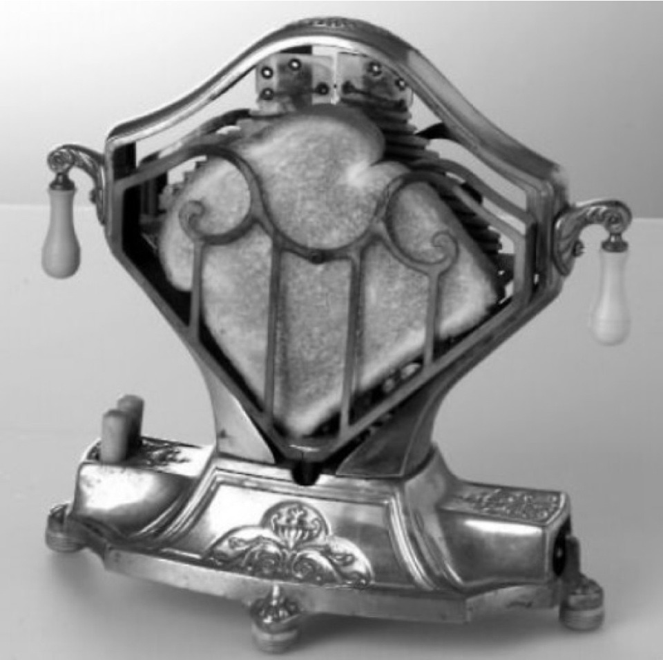 messytimetravel:  1920s : Toasters Curated by Chris Wild 
