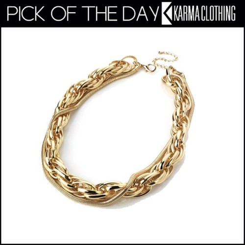 Our Chunky Chain Twist Necklace is only £7.49! Grab yours before they’re gone! #chain #necklac