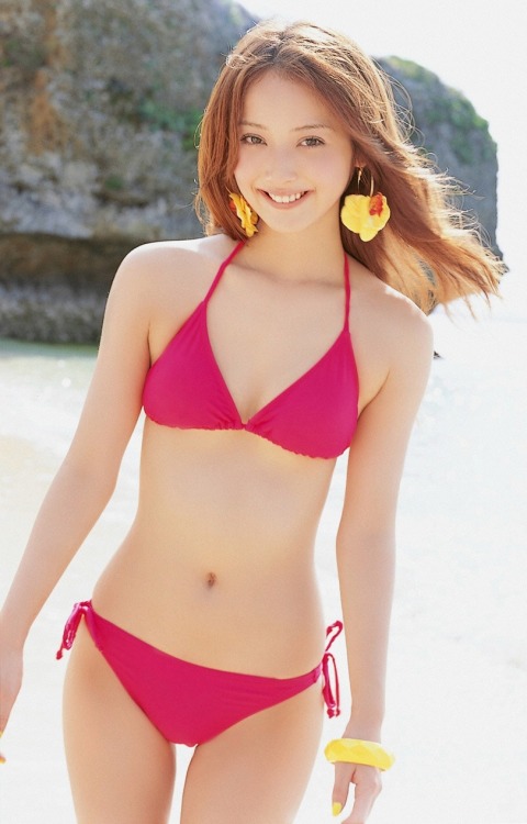 asiadreaming:  nozomi sasaki | 佐々木希 