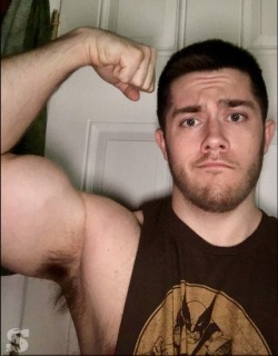 scruffyscruffies:  SpencerRN 24y/o Florida