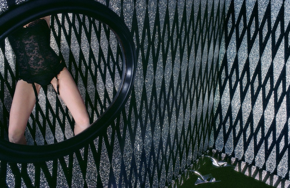 ohthentic:  (via Under the skin of Guy Bourdin | Dazed) ohthentic 