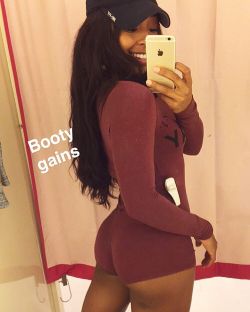 qimmahrawr:  I WILL what I want 🕶 #bootygainz