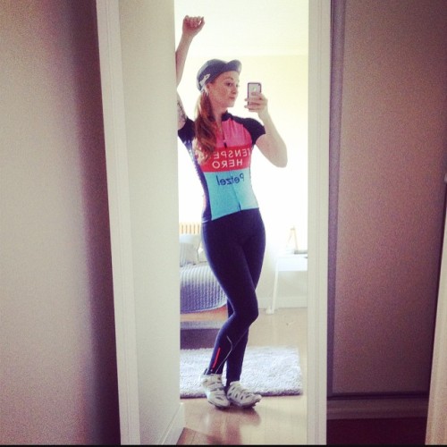 principessaonthebike: Sunny day = cycling day!! Ready to go! #tenspeedhero #principessaonthebike #ks