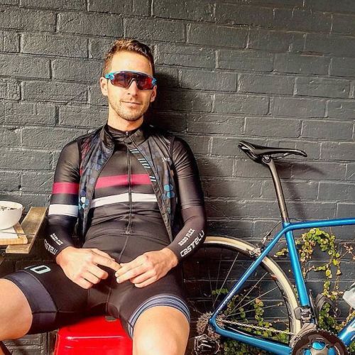 dfitzger: by @jaggadcycling: New kit day @_bdcheney_ reppin the new short sleeve cabernet jersey and