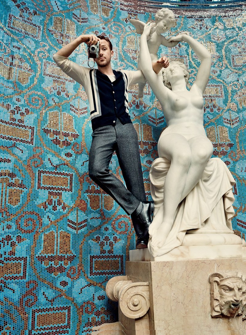 Ryan Gosling miközben Budapesten forgatott a GQ Magazin csinált róla egykét képet