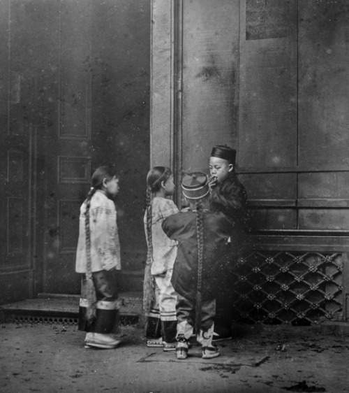 Chinatown, San Francisco, 1900. Arnold Genthe