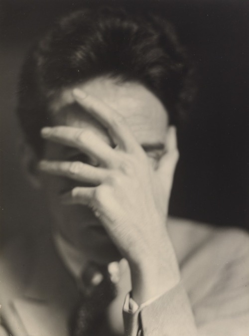 thisobscuredesireforbeauty:   Germaine Krull. Jean Cocteau, 1929.Source   