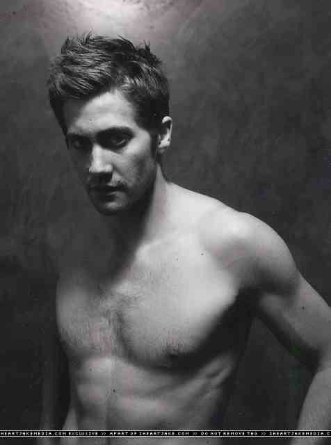 jakegyllenhaaladdict:  Jake Gyllenhaal (2003)