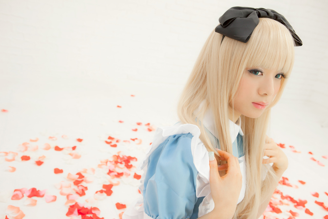 Alice in Wonderland - Alice Liddell (usakichi) 1-2