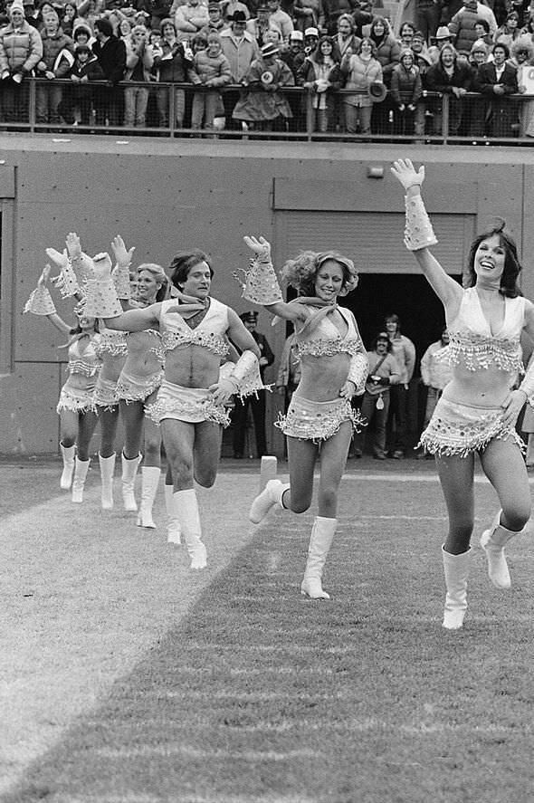 Robin Williams dressed like a cheerleader, 1980.