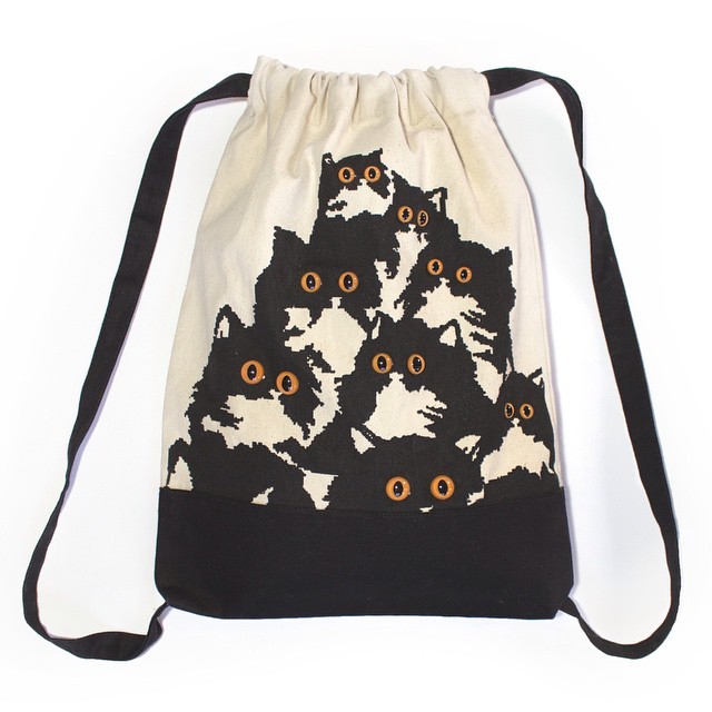 They’re here! Crazy Kitty drawstring backpacks!!!🐱🎉✨👀🎅✌️🐍 www.prettysnake.com #prettysnakeshop #projectrunway #catbag #backpack (at prettysnake.com)