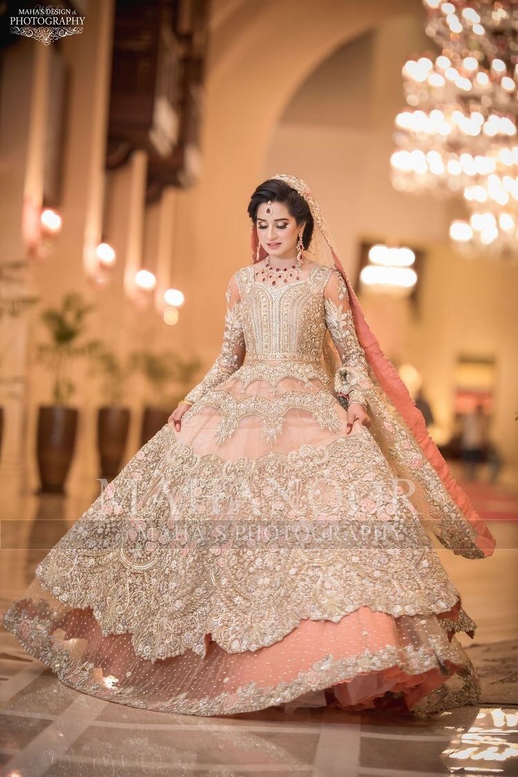 dulhan engagement dress