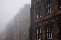 johnnkeats: Edinburgh fog. 