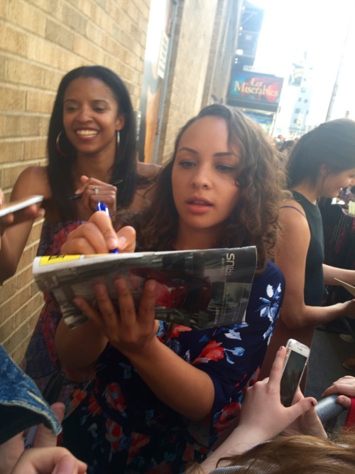 jasmine looked so cute signing my playbill!!!