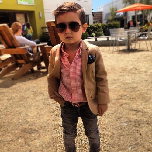 worldofcey: pequeño fashionista op @weheartit.com - whrt.it/YxXME8