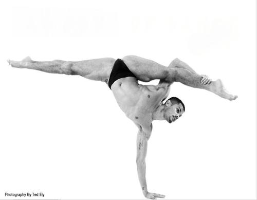 guysdoingthesplits:  sexymaledancer:  dancersover40:  Ted Ely Photography   Bad Boys of Dance 2013 Calendar      (via TumbleOn)