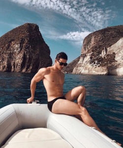 thehumanmale:  