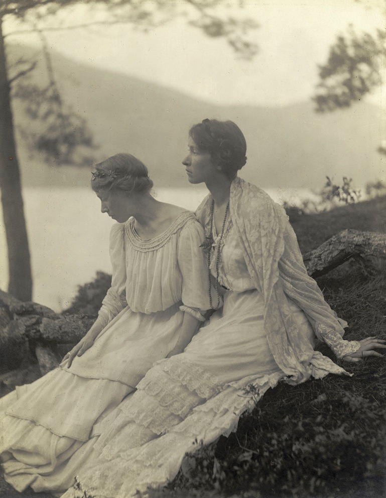 lauramcphee:
“ Untitled, [Two Women Under a Tree], 1910 (Alice Boughton)
From Truth Beauty: Pictorialism and the Photograph as Art, 1845-1945, photos from the George Eastman House at the Phillips Collection, 2010. (Gallery here)
”