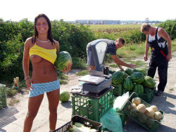 showoffpictures:  Check out those melons Parade of boobs