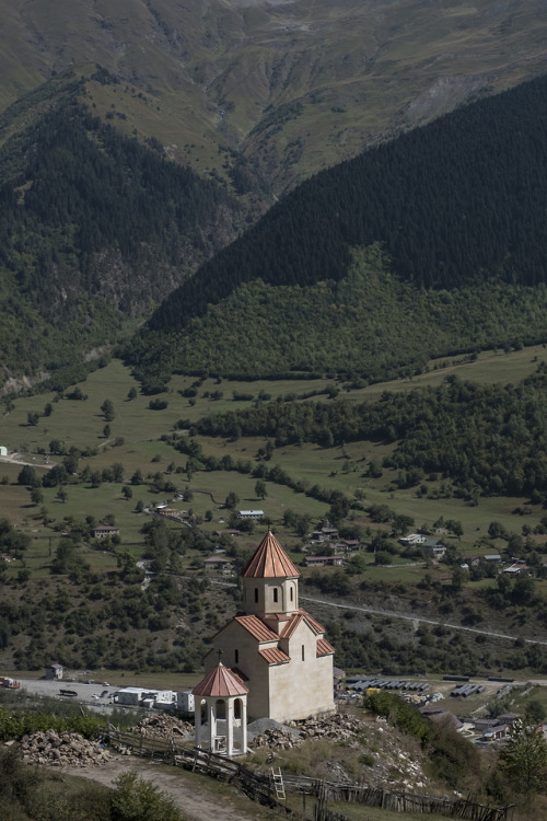 orendarling: Church in Mestia, Upper Svaneti, Georgia September, 2018 Oren Darling