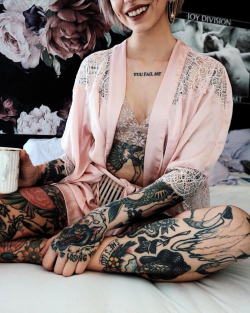 inkedcore:100K FOLLOWERS //  FOLLOW AND SEND IN YOUR INK TO THE LARGEST INKED BLOG ON THE SITE