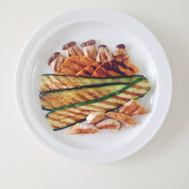 Post workout lunch! Grilled turkey+zucchini+sweet potato+mushrooms on a bed of Cauliflower