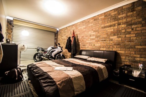 interior-design-home:  Garage turned into a bedroom