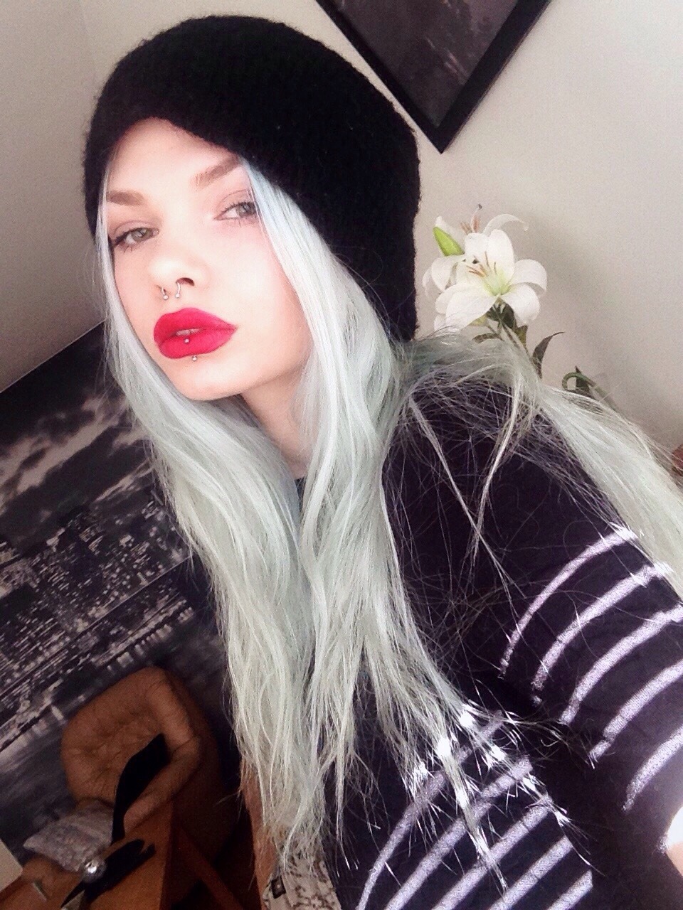 starsandbullets:   I like this better than the ig edited on so sry but I felt so