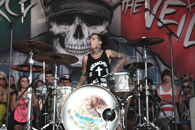 yeahbarakat:  Pierce the Veil by Kaitlyn Hodnicki on Flickr. 