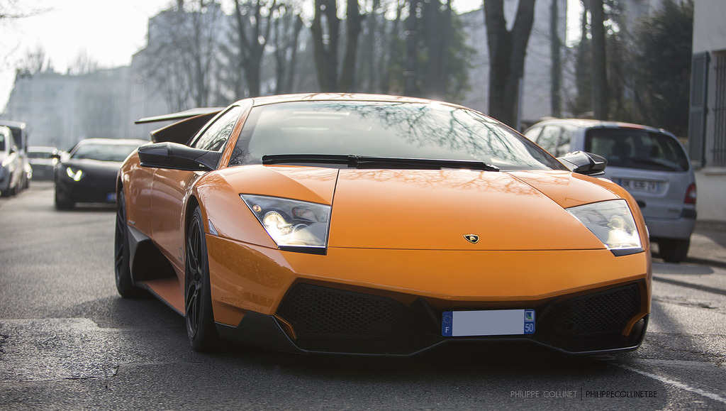 automotivated:  LP670 vs LP700 (by Philippe Collinet Photography)