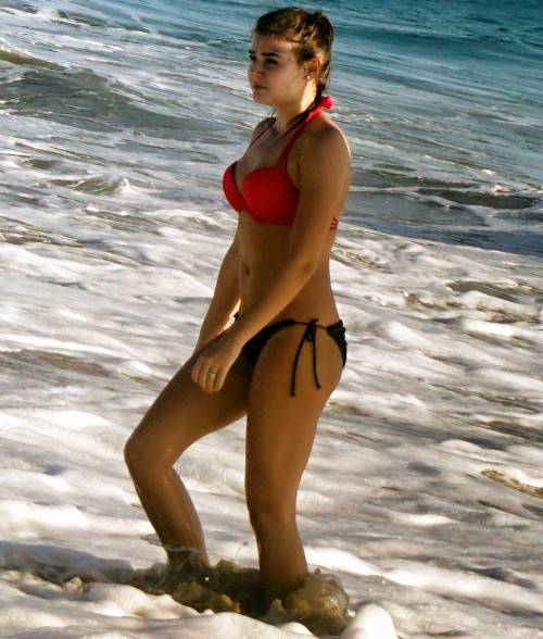 #huntingtonbeach #oceangirl #bikinigirl #californiagirl #beachbabe #calistyle #bikinibabe #girlsofig