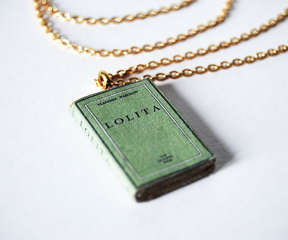 baconmetal:  bound-bliss:  Mini Book Necklaces on Etsy by Bunnyhell  Fucking WANT!