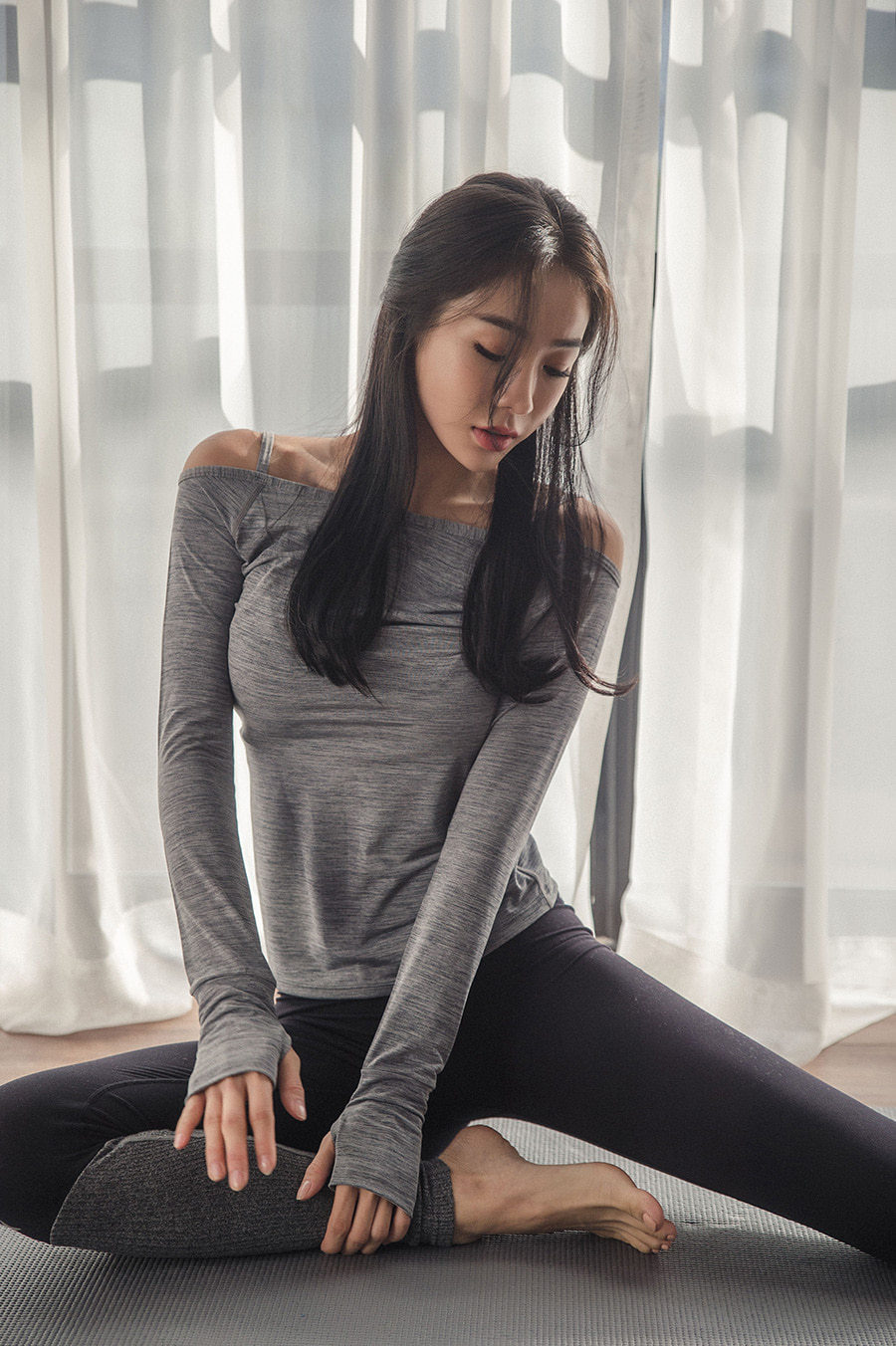 korean-dreams-girls:    An Seo Rin - January 04, 2018 2nd Set   