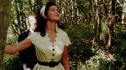 Catherine Zeta-Jones As Mariette Larkin In THE DARLING BUDS OF MAY (1991 - 1993) Season 1, Episode 1: