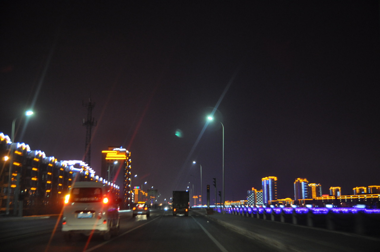gaudino1314:  Night scene of Yanji from a driver’s point of view. Chaewon 