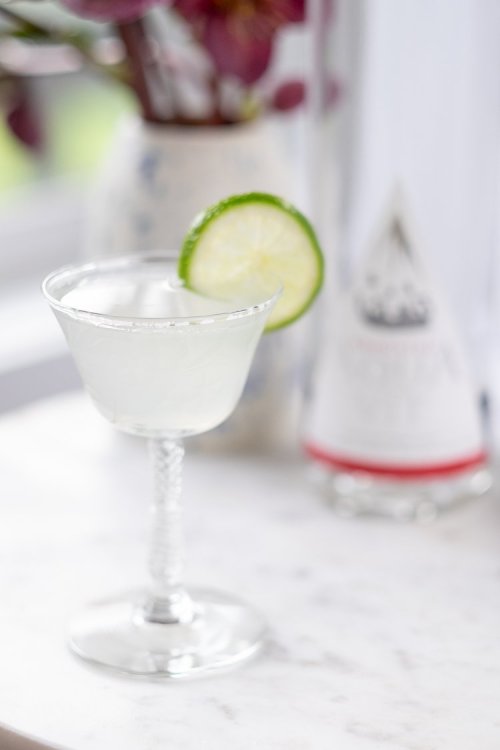  Aquavit Thyme Gimlet ! Ingredients: Cocktail glass2oz. Aquavit (or gin if you prefer)½ oz. fresh li