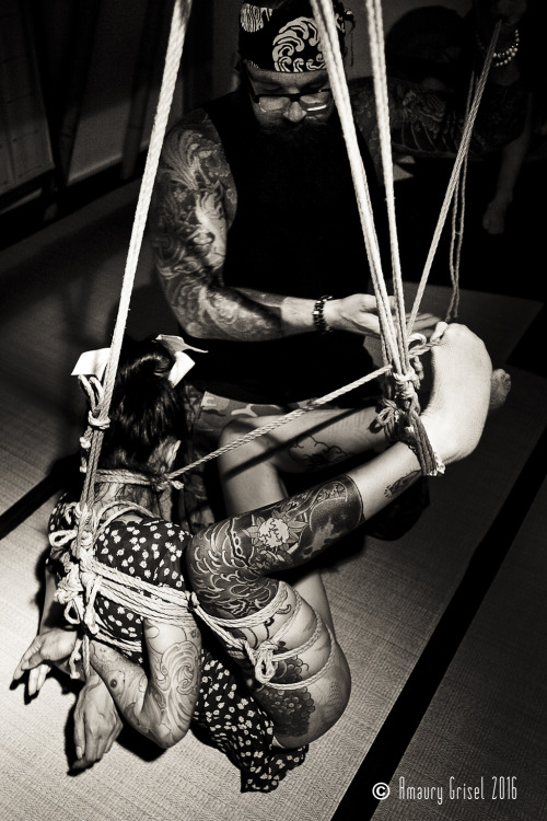 amaury-grisel-shibari: @dirtyvonp​ &amp; Kitiza almost private session @placedescordes​Photograp