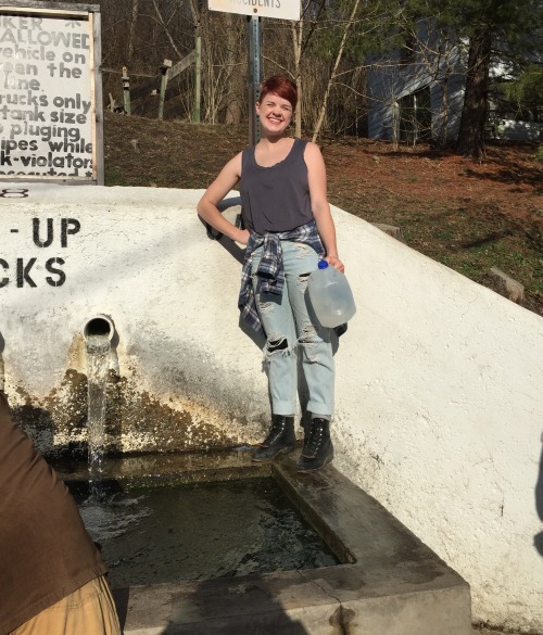 It’s so nice out today, so we went to the natural springs and filled up a bunch of jugs woo! T