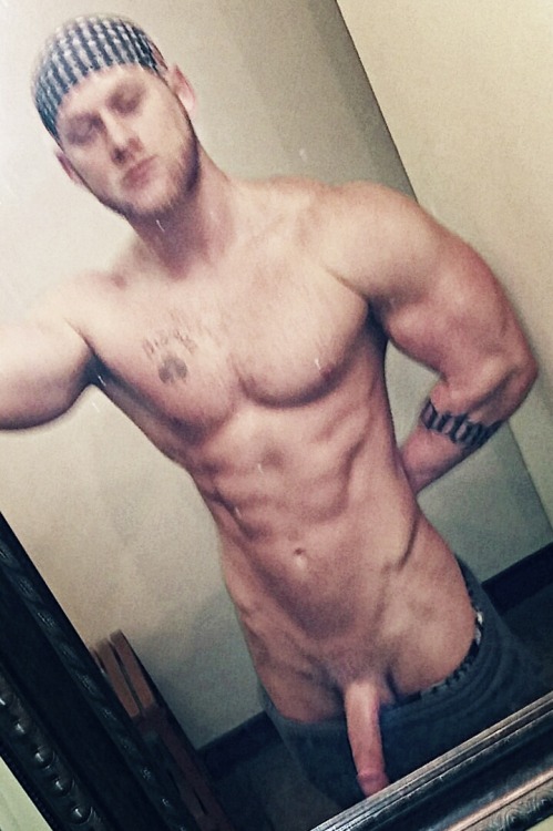 brainjock:  Hung Young Sigmon!  This hung Irish stud has his pics all over tumblr, but I thought I’d share a few new pics! You can’t really tell from these pics, but Sig is only 5'6 in shoes. I’m really fascinated by small guys with huge dongs!