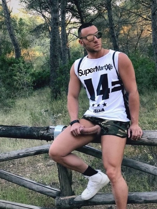 robinhorny:  Pica na campana🏳️‍🌈Seja você também mais um Robin Guy! Siga