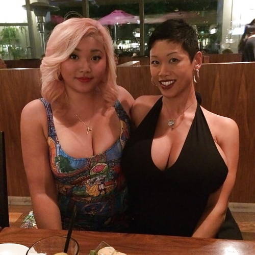 superdumbbimbos:Asian Big Titty Bimbo Alert