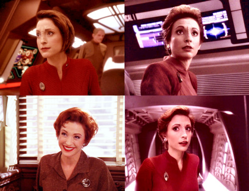 emissaryoftheprophets: Character + Color: Major Kira Nerys and red :: requested by aceofwa